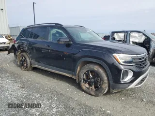 2024 Volkswagen Atlas Peak Edition SE z VIN 1V2CR2CA5RC599779, wystawiony jako Copart lot #49791115 z przebiegiem 25 580 mil mil oraz Szkoda całkowita • Salvage title. Historia ofert i sprzedaży dostępna na DreamBid. Obrazek 4.