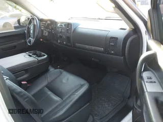 2011 Chevrolet Silverado 1500 LT with VIN 3GCPCSE0XBG179219, listed as a IAAI auction lot 41769270 with 115,226 mi miles and . Bid and sale history available at DreamBid. Image 5.