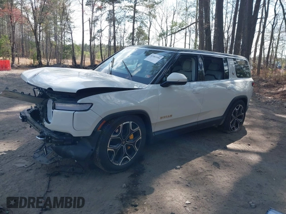 2023 Rivian R1S Launch Edition with VIN 7PDSGABL5PN006609, listed as a IAAI auction lot 41903200 with Not Provided miles. Bid and sale history available at carsss.com. Image 24.