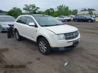 2008 Lincoln MKX with VIN 2LMDU88C18BJ33105, listed as a IAAI auction lot 42617092 with 207,787 mi miles and . Bid and sale history available at DreamBid. Image 1.