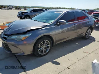 2015 Toyota Camry XLE with VIN 4T1BF1FK3FU962604, listed as a Copart auction lot 68556463 with 121,639 mi miles and Clean Title. Bid and sale history available at carsss.com. Image 1.