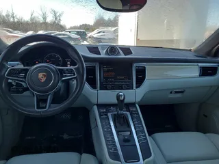 2015 Porsche Macan Turbo z VIN WP1AF2A56FLB97206, wystawiony jako Copart lot #44386585 z przebiegiem 117 376 mil mil oraz Czysty tytuł • Clean title. Historia ofert i sprzedaży dostępna na DreamBid. Obrazek 9.