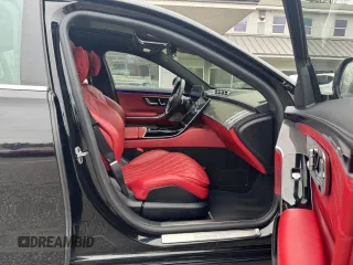2022 Mercedes-Benz S 580 z VIN W1K6G7GB3NA129301, wystawiony jako Copart lot #58742715 z przebiegiem 94 735 mil mil oraz Tytuł czysty. Historia ofert i sprzedaży dostępna na DreamBid. Obrazek 5.