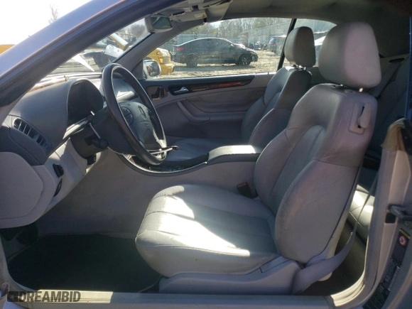 2000 Mercedes-Benz CLK-Class with VIN WDBLK65G4YT043233, listed as a Copart auction lot 85866174 with 134,655 mi miles and Clean Title. Bid and sale history available at carsss.com. Image 7.