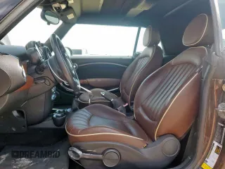 2011 MINI Convertible S with VIN WMWZP3C58BTX83725, listed as a Copart auction lot 60921875 with 45,400 mi miles and Salvage title. Bid and sale history available at DreamBid. Image 7.