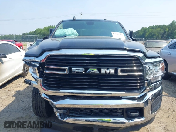 2019 Ram 2500 Big Horn with VIN 3C6UR5DLXKG544035, listed as a IAAI auction lot 42560785 with 76,606 mi miles and . Bid and sale history available at DreamBid. Image 12.
