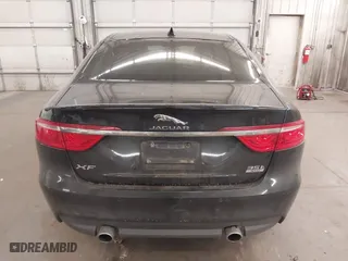 2016 Jaguar XF 35t Premium with VIN SAJBJ4BV4GCY22008, listed as a IAAI auction lot 41791072 with 111,439 mi miles. Bid and sale history available at carsss.com. Image 17.
