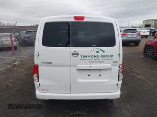 2019 Nissan NV200 Compact Cargo S with VIN 3N6CM0KN9KK706662, listed as a IAAI auction lot 41684979 with 58,988 mi miles. Bid and sale history available at carsss.com. Image 17.