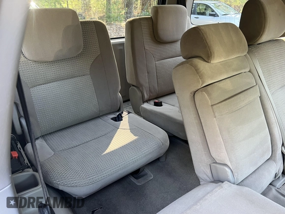 2004 Toyota 4Runner SR5 with VIN JTEBT14R340041772, listed as a IAAI auction lot 42143507 with 210,561 mi miles and . Bid and sale history available at DreamBid. Image 11.