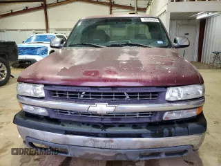 2000 Chevrolet Silverado 1500 LS with VIN 2GCEC19V2Y1344835, listed as a Copart auction lot 45058925 with 251,702 mi miles and Clean Title. Bid and sale history available at carsss.com. Image 5.