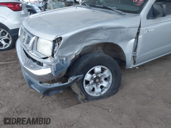 1999 Nissan Frontier XE z VIN 1N6DD26S3XC340419, wystawiony jako IAAI lot #40964630 z przebiegiem 156 431 mil mil oraz . Historia ofert i sprzedaży dostępna na DreamBid. Obrazek 6.