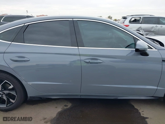 2024 Hyundai Sonata SEL with VIN KMHL64JA7RA389667, listed as a IAAI auction lot 41909020 with 10,819 mi miles. Bid and sale history available at carsss.com. Image 13.
