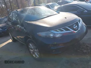 2014 Nissan Murano SV z VIN JN8AZ1MU1EW407850, wystawiony jako IAAI lot #41225737 z przebiegiem 173 220 mil mil oraz . Historia ofert i sprzedaży dostępna na DreamBid. Obrazek 1.