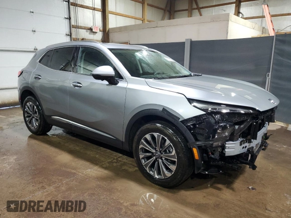2024 Buick Envision Preferred with VIN LRBFZME42RD067741, listed as a Copart auction lot 54205625 with 13,564 mi miles and Clean Title. Bid and sale history available at carsss.com. Image 4.