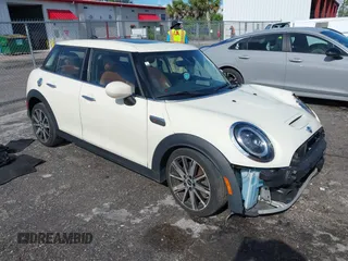 2022 MINI Hardtop 4 Door Cooper S с VIN WMW53DK08N2R35504, выставлен на аукционе IAAI как лот 42587095 с пробегом 38 231 миль миль и . История ставок и продаж доступна на DreamBid. Изображение 1.