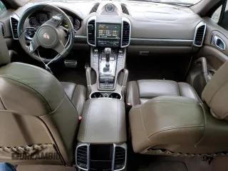 2012 Porsche Cayenne S Hybrid z VIN WP1AE2A26CLA93934, wystawiony jako Copart lot #45137525 z przebiegiem 128 231 mil mil oraz Szkoda całkowita • Salvage title. Historia ofert i sprzedaży dostępna na DreamBid. Obrazek 8.