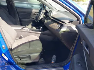 2018 Toyota C-HR XLE z VIN NMTKHMBX7JR004448, wystawiony jako IAAI lot #42785933 z przebiegiem 112 115 mil mil oraz . Historia ofert i sprzedaży dostępna na DreamBid. Obrazek 5.