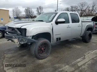 2010 GMC Sierra 1500 SLT z VIN 3GTRKWE31AG137534, wystawiony jako Copart lot #49826025 z przebiegiem 161 308 mil mil oraz Szkoda całkowita • Salvage title. Historia ofert i sprzedaży dostępna na DreamBid. Obrazek 1.