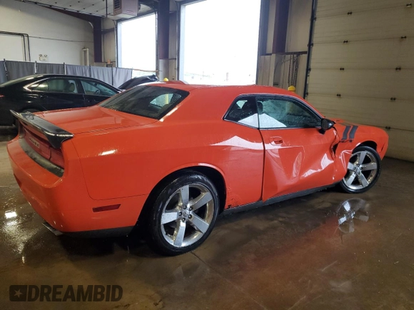 2009 Dodge Challenger R/T z VIN 2B3LJ54T09H593106, wystawiony jako Copart lot #58562535 z przebiegiem 134 380 mil mil oraz Szkoda całkowita • Salvage title. Historia ofert i sprzedaży dostępna na DreamBid. Obrazek 3.