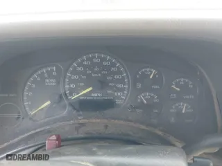 2000 Chevrolet Silverado 1500 LS with VIN 2GCEC19T4Y1217633, listed as a IAAI auction lot 41738532 with 1 mi miles. Bid and sale history available at carsss.com. Image 7.