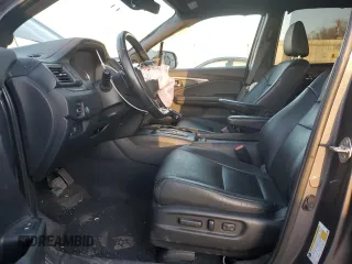 2019 Honda Passport EX-L z VIN 5FNYF8H58KB017231, wystawiony jako Copart lot #85370784 z przebiegiem 47 412 mil mil oraz Szkoda całkowita • Salvage title. Historia ofert i sprzedaży dostępna na DreamBid. Obrazek 7.