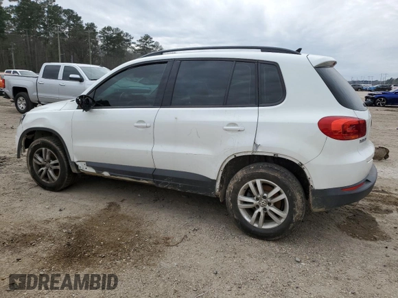 2015 Volkswagen Tiguan S z VIN WVGAV7AX7FW602499, wystawiony jako Copart lot #45453975 z przebiegiem 82 064 mil mil oraz Szkoda całkowita • Salvage title. Historia ofert i sprzedaży dostępna na DreamBid. Obrazek 2.