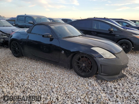 2004 Nissan 350Z Touring z VIN JN1AZ36A34M253794, wystawiony jako Copart lot #86205534 z przebiegiem 137 230 mil mil oraz Tytuł czysty. Historia ofert i sprzedaży dostępna na DreamBid. Obrazek 4.