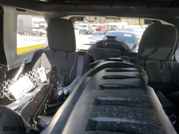 2019 Jeep Wrangler Unlimited Sahara Altitude with VIN 1C4HJXEG2KW588286, listed as a Copart auction lot 49374775 with 43,204 mi miles and Salvage Title. Bid and sale history available at carsss.com. Image 10.