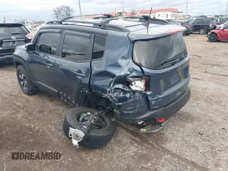 2022 Jeep Renegade Trailhawk with VIN ZACNJDC19NPN61911, listed as a IAAI auction lot 41181227 with 25,614 mi miles and . Bid and sale history available at DreamBid. Image 3.