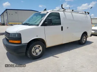 2020 Chevrolet Express Cargo with VIN 1GCWGAFP3L1256261, listed as a Copart auction lot 63351035 with 166,315 mi miles and Clean title. Bid and sale history available at DreamBid. Image 1.
