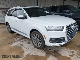 2017 Audi Q7 Prestige with VIN WA1VAAF71HD035383, listed as a IAAI auction lot 40849776 with 89,303 mi miles. Bid and sale history available at carsss.com. Image 1.