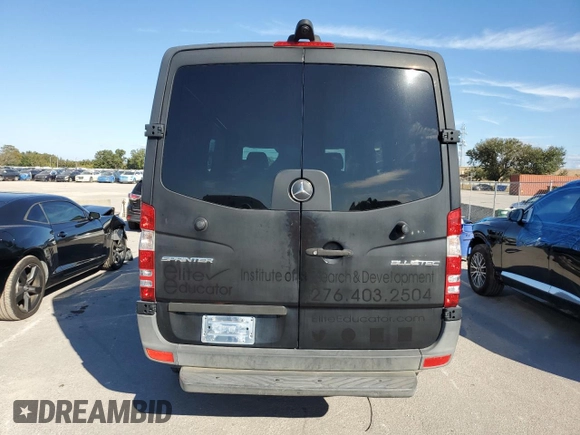 2016 Mercedes-Benz Sprinter with VIN WD4PE7DD8GP197609, listed as a Copart auction lot 77831204 with 102,702 mi miles and Clean Title. Bid and sale history available at DreamBid. Image 6.