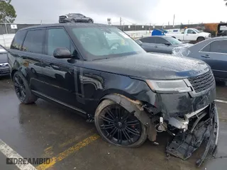 2025 Land Rover Range Rover SE with VIN SALKP9E90SA258525, listed as a IAAI auction lot 41782402 with 5,960 mi miles. Bid and sale history available at carsss.com. Image 1.