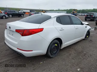 2011 Kia Optima LX z VIN KNAGM4A72B5092737, wystawiony jako IAAI lot #42321978 z przebiegiem 183 742 mil mil oraz . Historia ofert i sprzedaży dostępna na DreamBid. Obrazek 4.