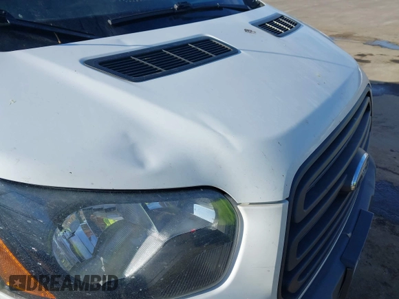 2017 Ford Transit с VIN 1FTYE1YM1HKA37236, выставлен на аукционе IAAI как лот 41353640 с пробегом Не указан миль и . История ставок и продаж доступна на DreamBid. Изображение 19.