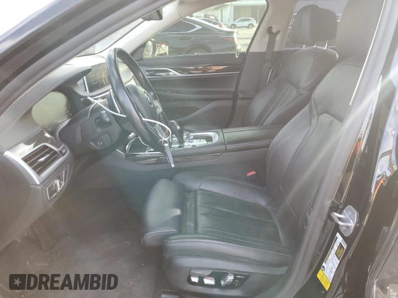 2020 BMW 7 Series 740i with VIN WBA7T2C01LGL17386, listed as a Copart auction lot 49496215 with 44,801 mi miles and Salvage title. Bid and sale history available at DreamBid. Image 7.