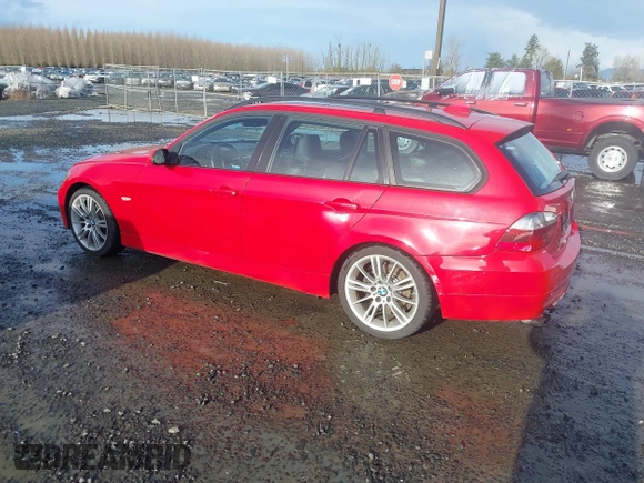 2007 BMW 3 Series 328xi с VIN WBAVT73507FZ36976, выставлен на аукционе IAAI как лот 41647516 с пробегом 157 049 миль миль и . История ставок и продаж доступна на DreamBid. Изображение 3.