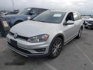 2017 Volkswagen Golf S z VIN 3VWH17AU6HM513429, wystawiony jako IAAI lot #41871392 z przebiegiem 63 787 mil mil oraz . Historia ofert i sprzedaży dostępna na DreamBid. Obrazek 17.