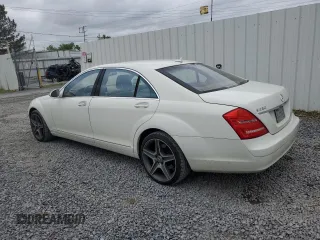 2008 Mercedes-Benz S 550 z VIN WDDNG86X38A207840, wystawiony jako Copart lot #57403945 z przebiegiem 132 025 mil mil oraz Czysty tytuł • Clean title. Historia ofert i sprzedaży dostępna na DreamBid. Obrazek 2.