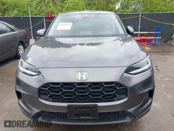 2025 Honda HR-V LX with VIN 3CZRZ2H31SM742182, listed as a IAAI auction lot 42153191 with 3,506 mi miles and . Bid and sale history available at DreamBid. Image 13.