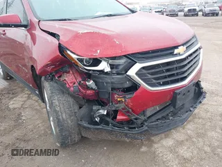 2019 Chevrolet Equinox LT with VIN 2GNAXVEX7K6100147, listed as a IAAI auction lot 41694356 with 105,372 mi miles. Bid and sale history available at carsss.com. Image 6.