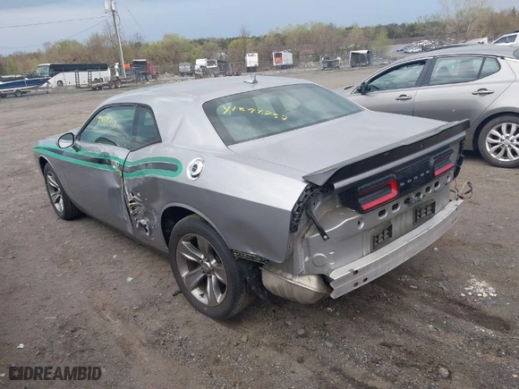 2015 Dodge Challenger SXT with VIN 2C3CDZAG2FH912333, listed as a IAAI auction lot 41894757 with 120,564 mi miles. Bid and sale history available at carsss.com. Image 3.