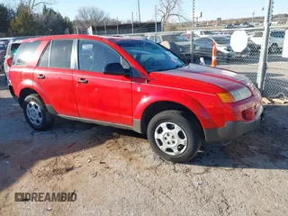 2004 Saturn VUE with VIN 5GZCZ33D34S810394, listed as a IAAI auction lot 41109472 with 147,029 mi miles. Bid and sale history available at carsss.com. Image 1.