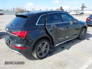 2021 Audi Q5 Premium Plus z VIN WA1E2AFY2M2045125, wystawiony jako IAAI lot #42251738 z przebiegiem 44 395 mil mil oraz . Historia ofert i sprzedaży dostępna na DreamBid. Obrazek 4.