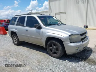 2006 Chevrolet TrailBlazer LS with VIN 1GNDS13S062218295, listed as a IAAI auction lot 42155383 with 237,179 mi miles and . Bid and sale history available at DreamBid. Image 1.