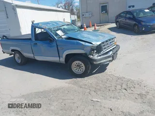 1990 Ford Ranger XL z VIN 1FTCR10A3LPB61343, wystawiony jako IAAI lot #41990509 z przebiegiem 67 762 mil mil oraz . Historia ofert i sprzedaży dostępna na DreamBid. Obrazek 1.