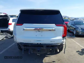 2021 GMC Yukon SLT z VIN 1GKS1BKD8MR250738, wystawiony jako IAAI lot #41996570 z przebiegiem 85 905 mil mil oraz . Historia ofert i sprzedaży dostępna na DreamBid. Obrazek 17.