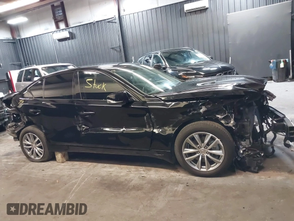 2021 Infiniti Q50 Pure z VIN JN1EV7AR1MM752286, wystawiony jako IAAI lot #40897683 z przebiegiem 44 707 mil mil oraz . Historia ofert i sprzedaży dostępna na DreamBid. Obrazek 13.
