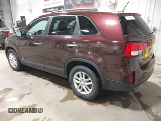 2015 Kia Sorento LX with VIN 5XYKTDA70FG646886, listed as a IAAI auction lot 42469491 with 214,232 mi miles and . Bid and sale history available at DreamBid. Image 3.