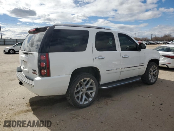 2011 GMC Yukon Denali with VIN 1GKS2EEF9BR257982, listed as a Copart auction lot 49911625 with 200,446 mi miles and Salvage Title. Bid and sale history available at carsss.com. Image 3.